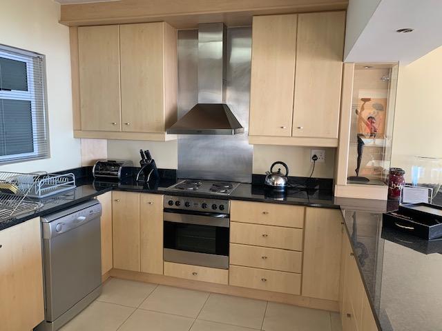 To Let 3 Bedroom Property for Rent in Mouille Point Western Cape
